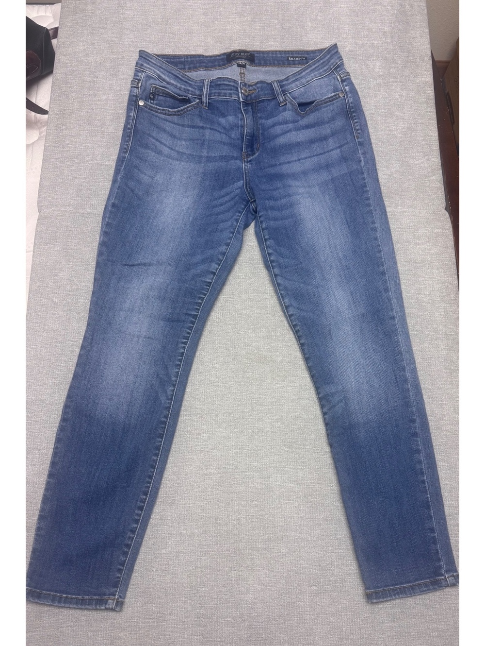 Judy Blue Relaxed Fit Jeans Size 13/31 Mid Wash Stretch Boutique Denim